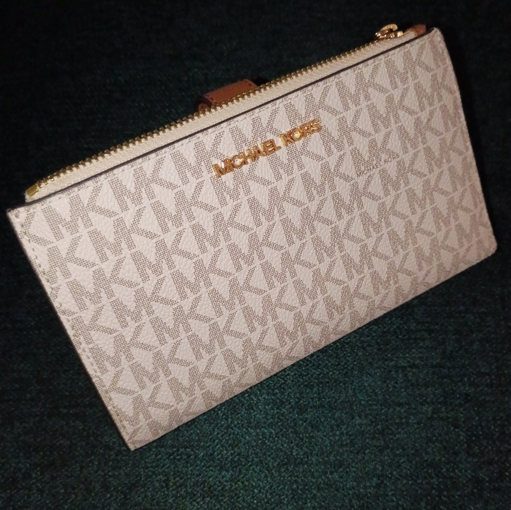 Michael Kors Clutch/Wallet